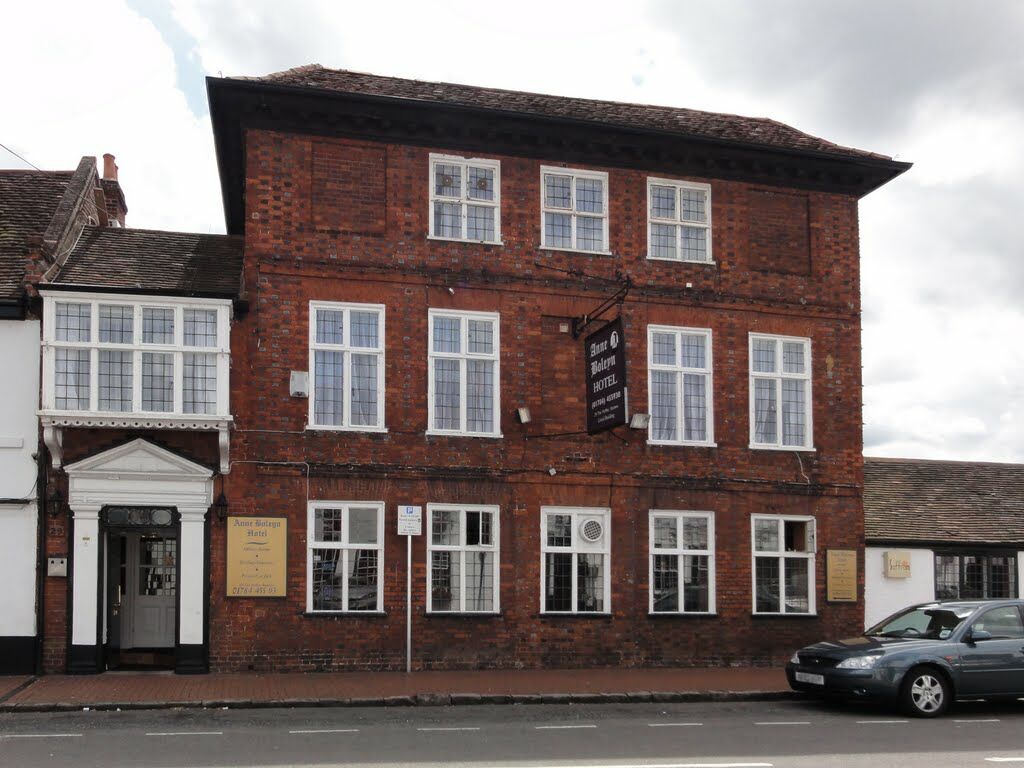 The Boleyn Hotel Staines-upon-Thames Esterno foto